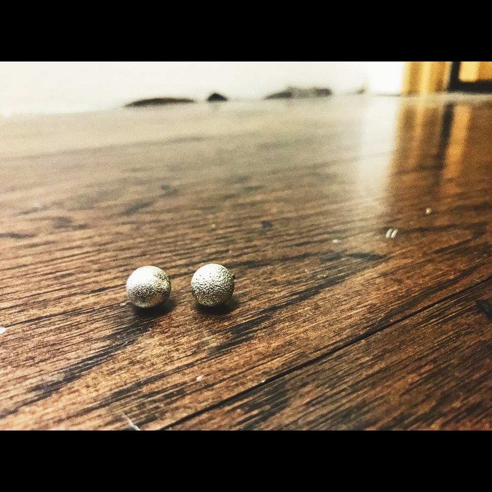 antique silver stud earrings